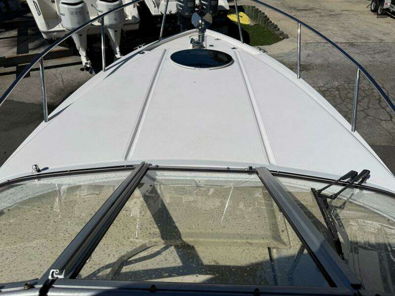 27ft Regal Yacht For Sale