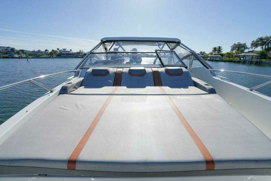 32ft Beneteau Yacht For Sale