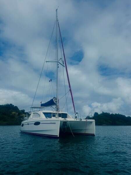DREAMWEAVER 39ft Robertson  amp  Caine Yacht For Sale
