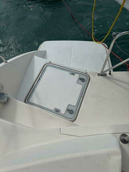 DREAMWEAVER 39ft Robertson  amp  Caine Yacht For Sale