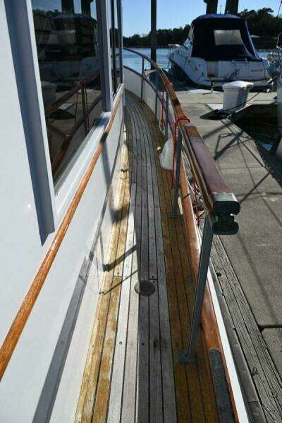 32ft Grand Banks Yacht For Sale