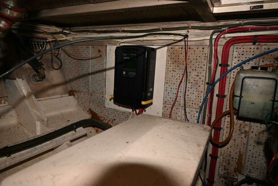 32ft Grand Banks Yacht For Sale