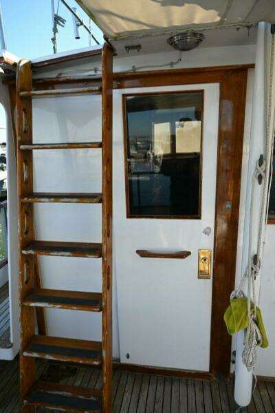 32ft Grand Banks Yacht For Sale