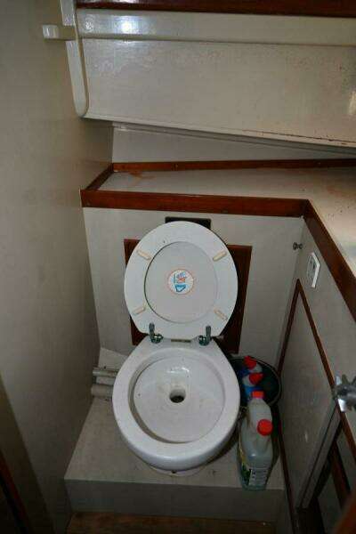 32ft Grand Banks Yacht For Sale