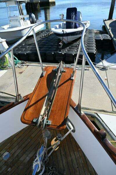 32ft Grand Banks Yacht For Sale