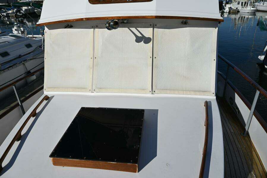 32ft Grand Banks Yacht For Sale