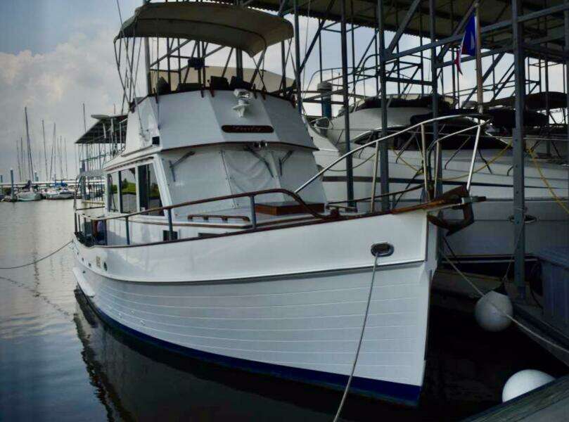 32ft Grand Banks Yacht For Sale