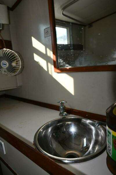 32ft Grand Banks Yacht For Sale