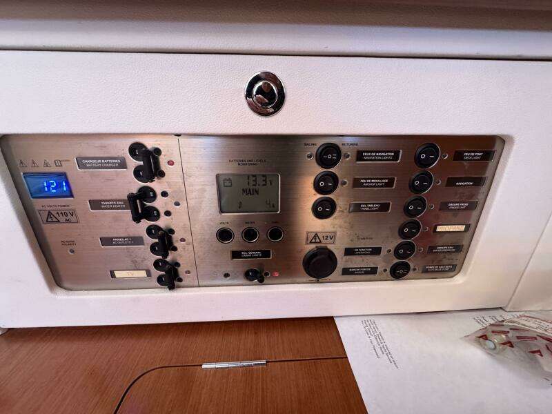 49ft Beneteau Yacht For Sale