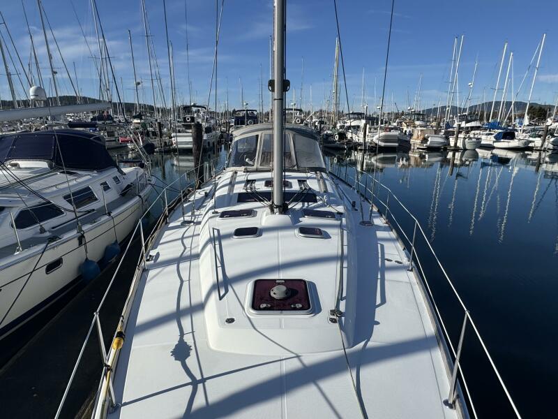 49' 2009 Beneteau 49