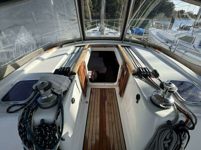 49ft Beneteau Yacht For Sale