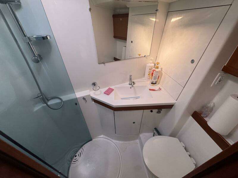 49ft Beneteau Yacht For Sale