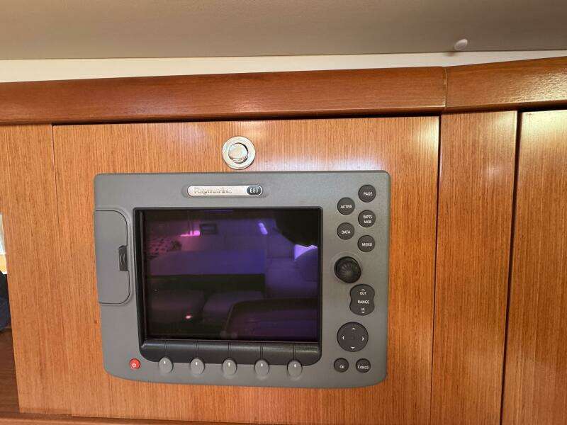 49ft Beneteau Yacht For Sale