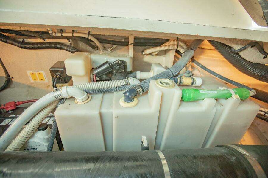 Water Bender 44ft Sea Ray Yacht For Sale