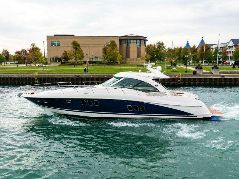 Sea Breeze 60ft Sea Ray Yacht For Sale