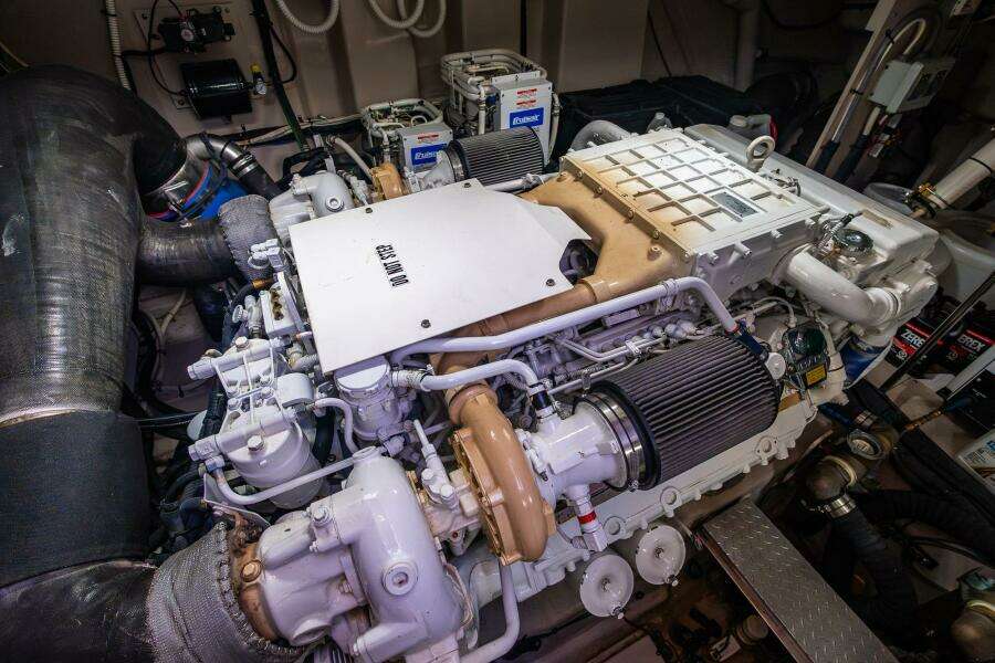 Sea Breeze 60ft Sea Ray Yacht For Sale