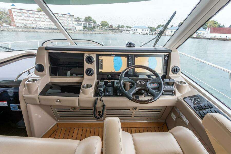 Sea Breeze 60ft Sea Ray Yacht For Sale