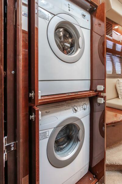 60' 2008 Sea Ray 60 Sundancer