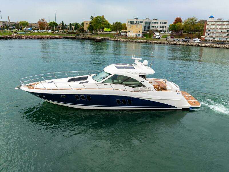 Sea Breeze 60ft Sea Ray Yacht For Sale