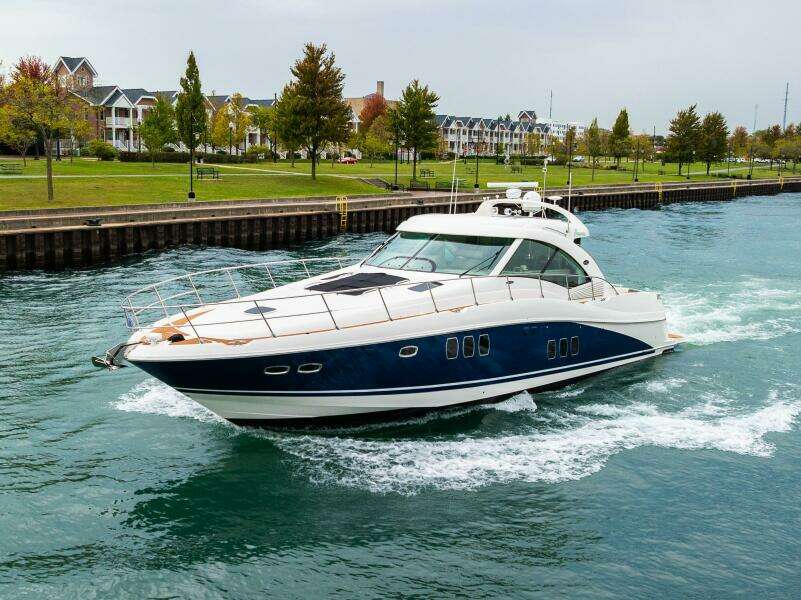Sea Breeze 60ft Sea Ray Yacht For Sale