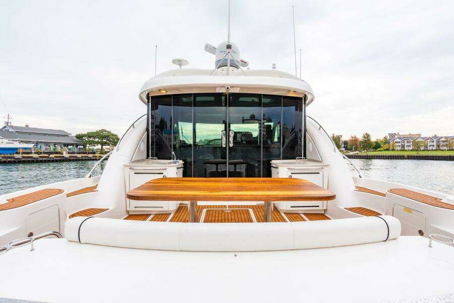 Sea Breeze 60ft Sea Ray Yacht For Sale