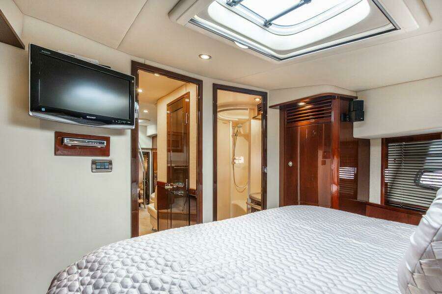 Sea Breeze 60ft Sea Ray Yacht For Sale