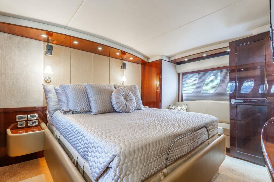 60' 2008 Sea Ray 60 Sundancer