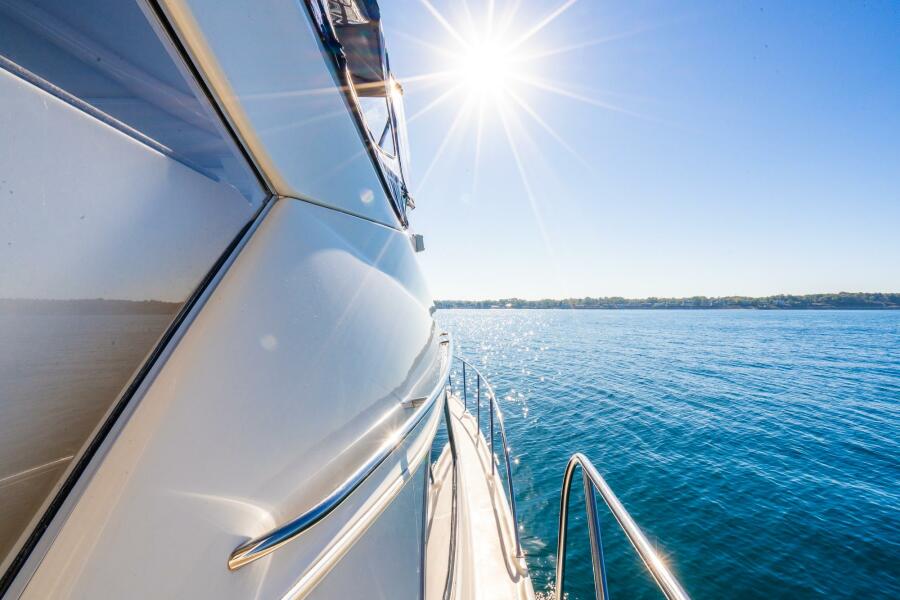 41' 1999 Maxum 4100 SCA Motor Yacht