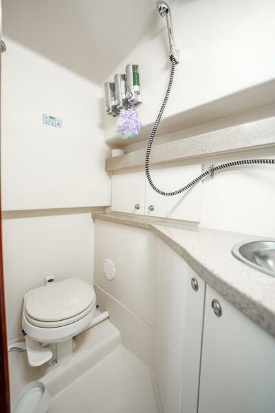 32' 2004 Luhrs 32 Open