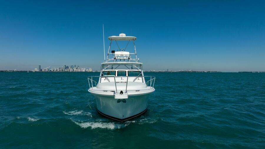 32ft Luhrs Yacht For Sale
