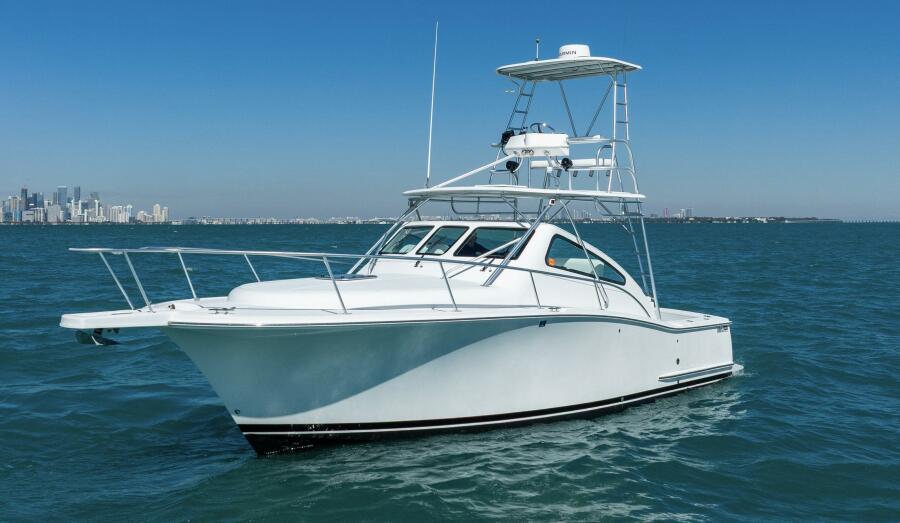 32' 2004 Luhrs 32 Open