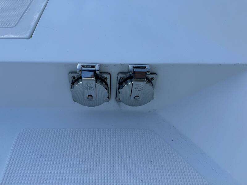 Whatever 55ft Altima Yacht For Sale