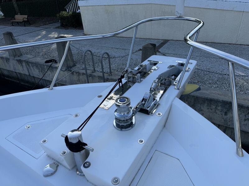 55' 2004 Altima 55 Pilothouse