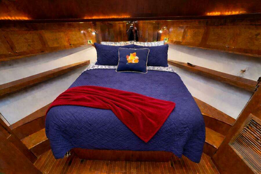 Whatever 55ft Altima Yacht For Sale