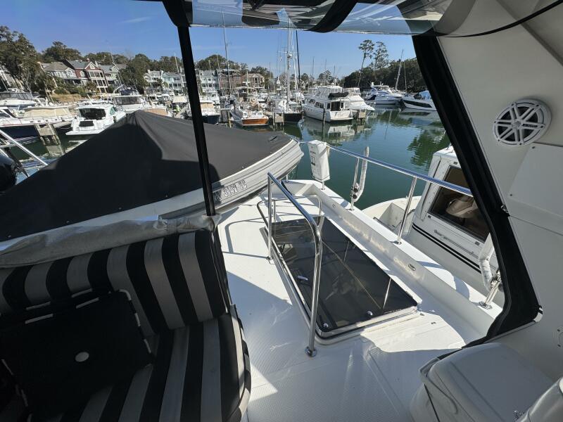 55' 2004 Altima 55 Pilothouse