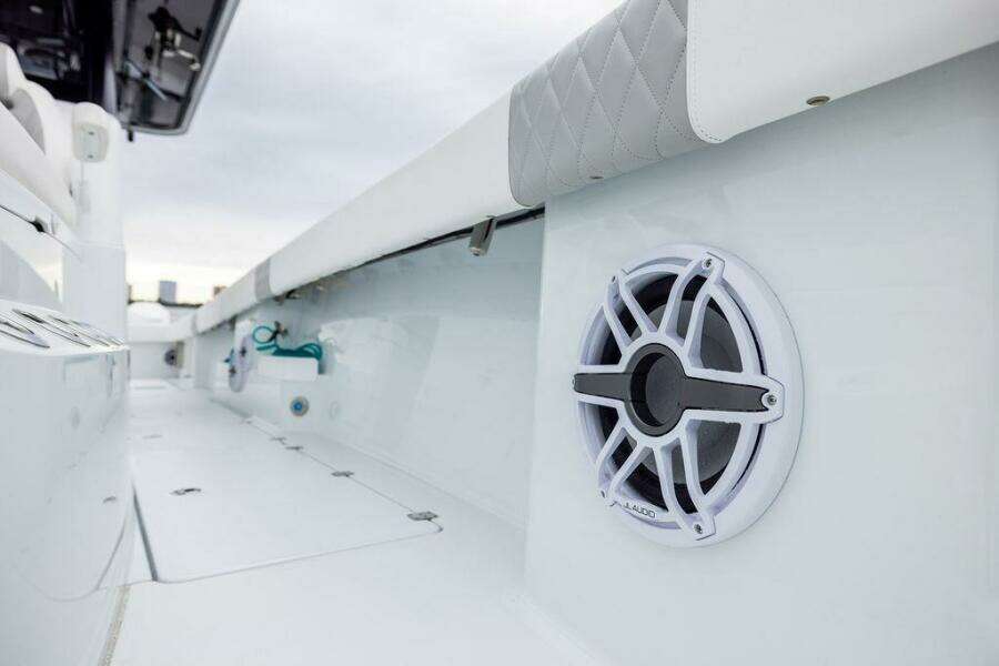 Never Enough 38ft Freeman Yacht For Sale