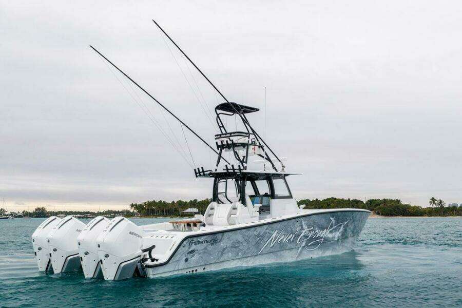 Never Enough 38ft Freeman Yacht For Sale