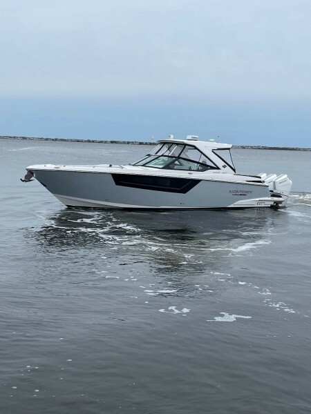 2024 Monterey 385 SS Super Sport