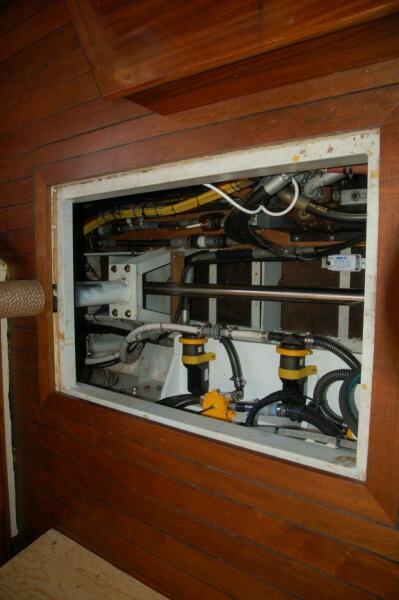 48' 2006 Custom Sprague