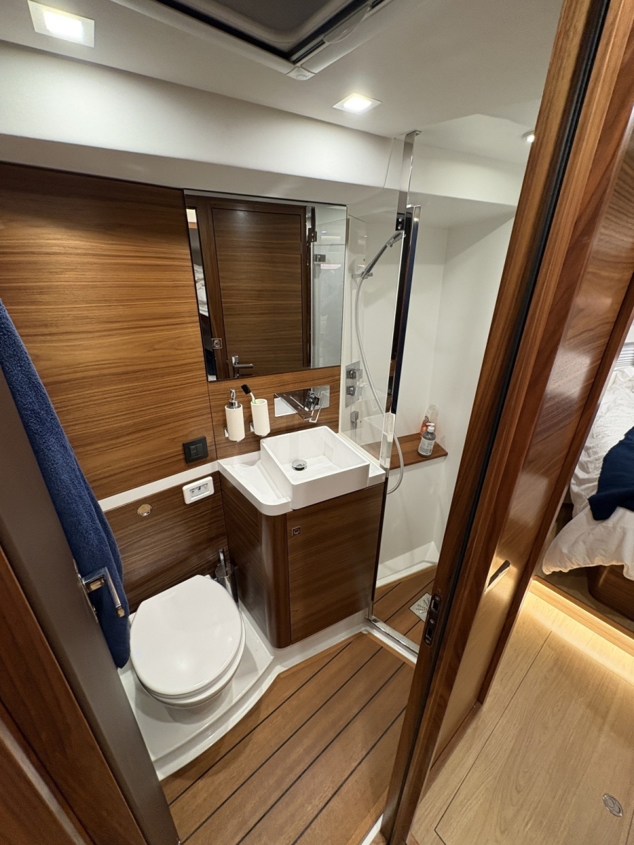 2023 Amel 50 REVIVER head