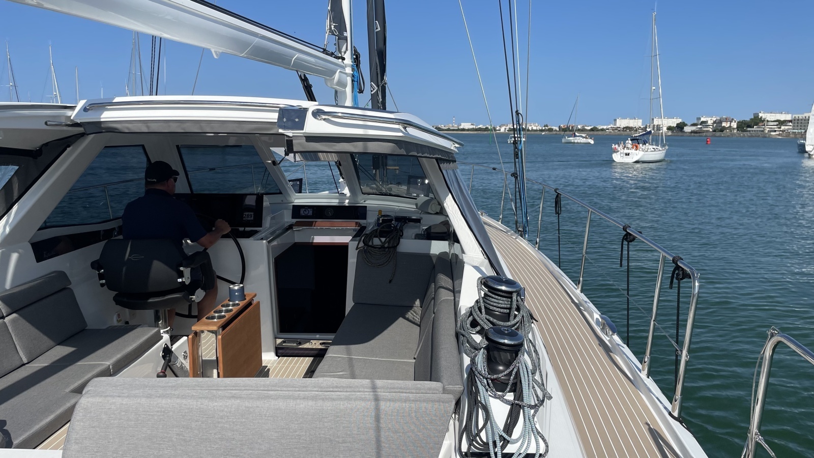 2023 Amel 50 REVIVER helmdeck