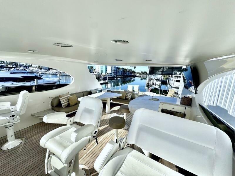 94' 2001 Lazzara Yachts 94 Motor Yacht