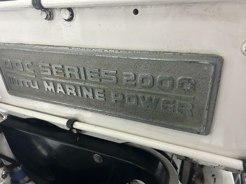 94' 2001 Lazzara Yachts 94 Motor Yacht