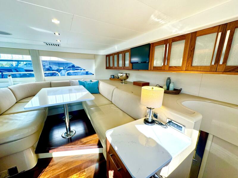 94' 2001 Lazzara Yachts 94 Motor Yacht