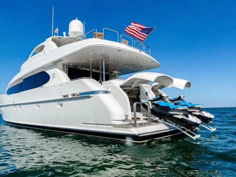 94' 2001 Lazzara Yachts 94 Motor Yacht