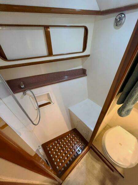 44ft Outbound Yacht For Sale