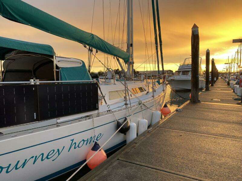 44ft Outbound Yacht For Sale