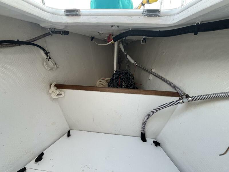 44' 2000 Outbound 44