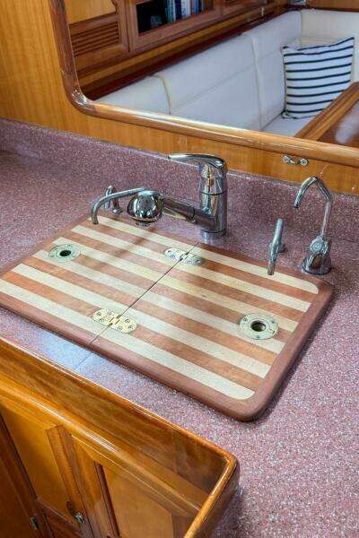 44ft Outbound Yacht For Sale