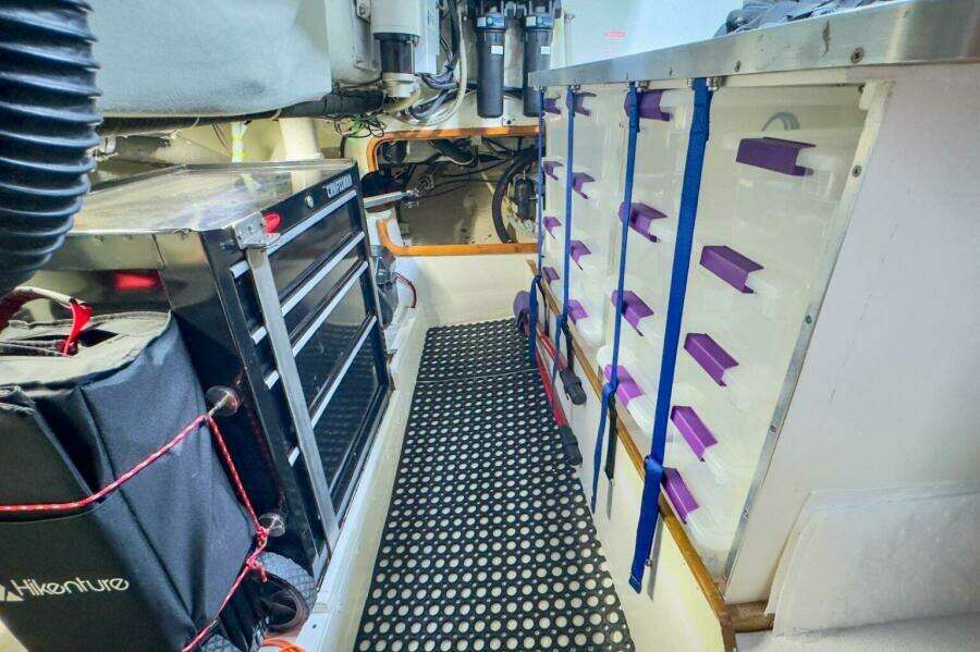 44ft Outbound Yacht For Sale